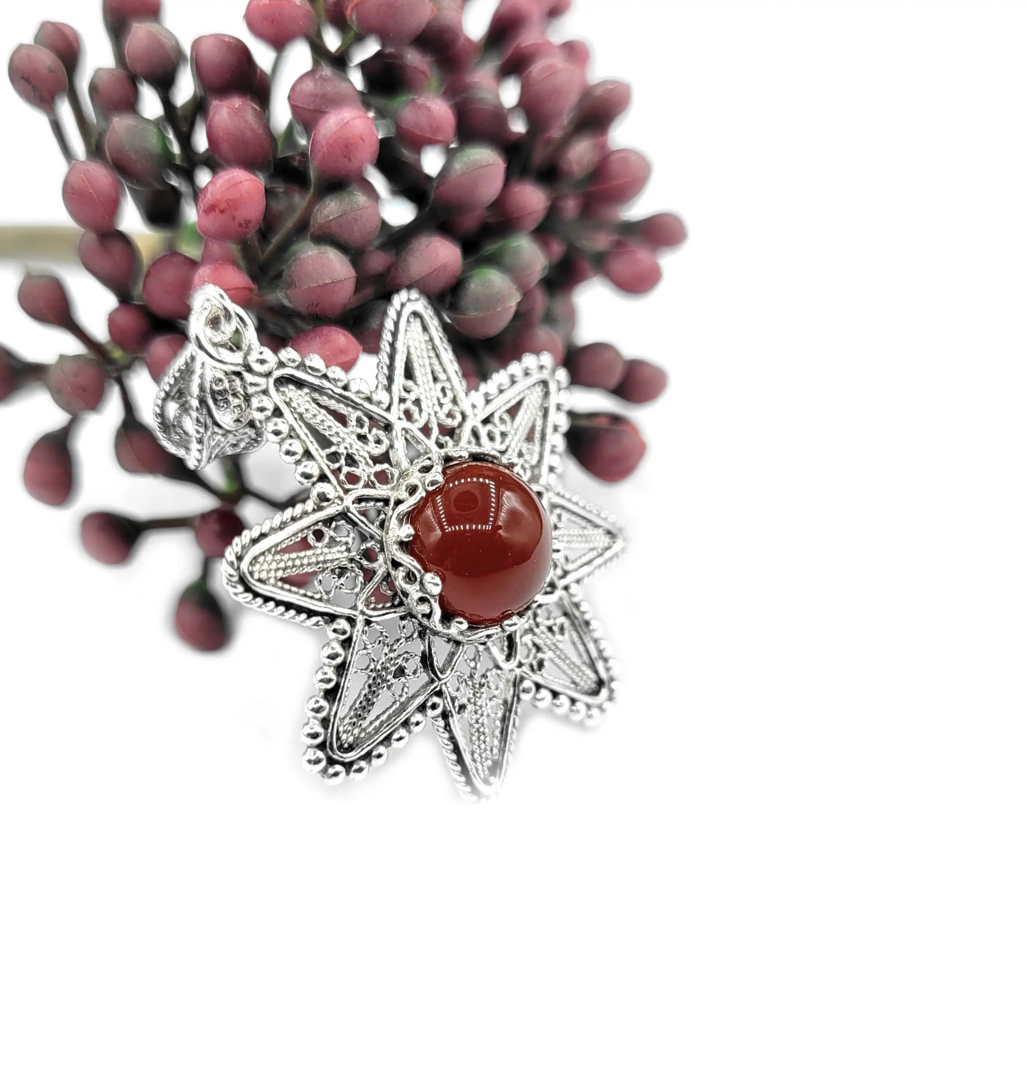 Filigree Art Carnelian Gemstone Sunflower Design Women Silver Pendant Necklace