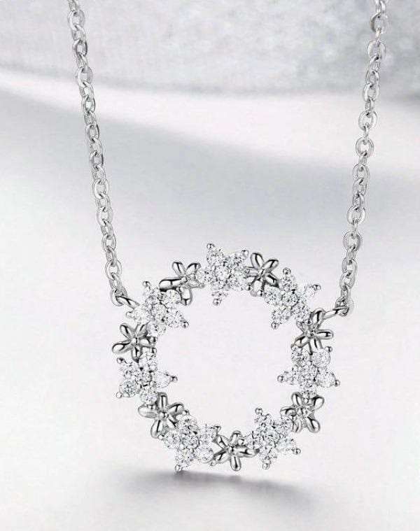 Silver Floral Pendant Necklace Jewelry Set